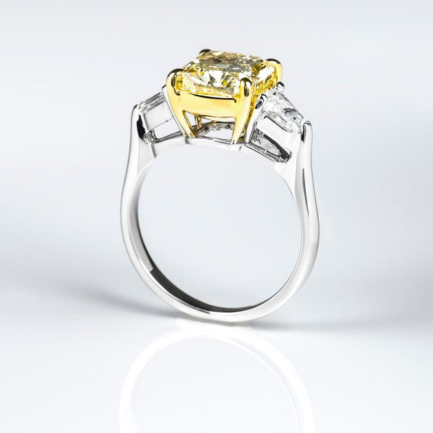 FANCY LIGHT YELLOW リング 0.332ct/CGL-