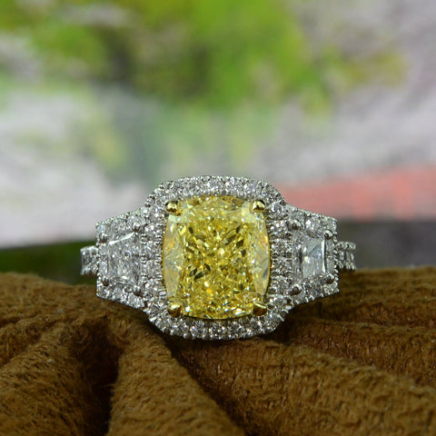 3.70 Ctw Fancy Light Yellow Cushion & Trapezoids Halo Diamond Ring VS1 GIA