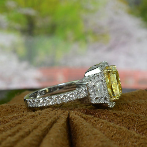 4.20 Ctw Fancy Yellow Cushion & Trapezoids Halo Diamond Ring VS2 GIA