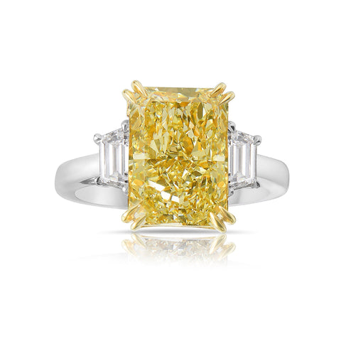 4.70 Ctw Fancy Light Yellow Radiant Cut & Trapezoids 3 Stone Ring VVS2 GIA