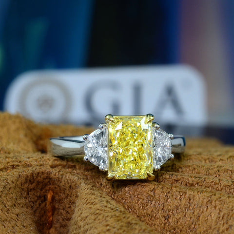 2.50 Ctw Fancy Yellow Radiant & Half Moons Classic 3 Stone Ring VS2 GIA