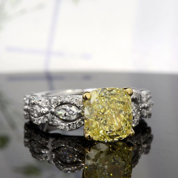 1.90 Ct. Canary Fancy Light Yellow Cushion Cut Diamond Ring VS1 GIA Certified