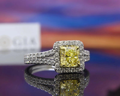 2.35 Ct. Canary Fancy Yellow Square Radiant Cut Engagement Ring VS1 GIA Certified