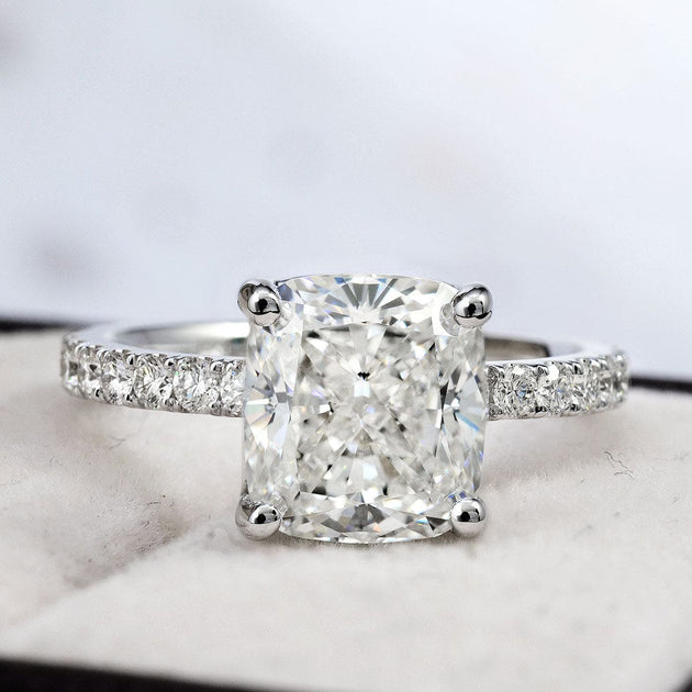 2.60 Ct. Cushion Cut Solitaire Engagement Ring w Accents G Color VS1 G ...