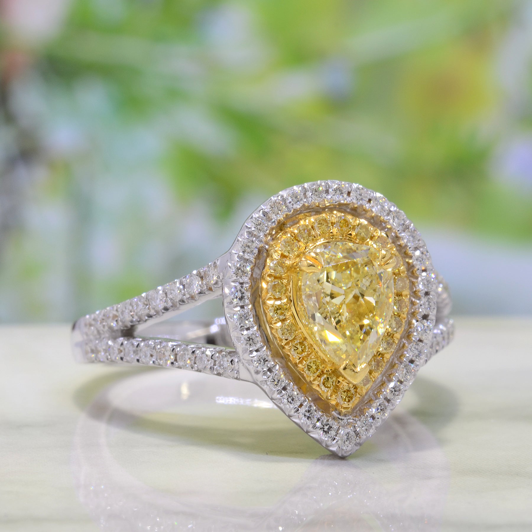 Men's Canary Yellow White Diamond 14k White Gold Ring