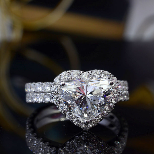 Pear shaped garnet engagement ring, alternative bridal ring set / Swanlake  | Eden Garden Jewelry™