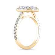 Radiant Cut Engagement Ring with Halo Baguette & Round Cut yellow gold