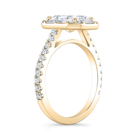 Radiant Cut Engagement Ring with Halo Baguette & Round Cut yellow gold